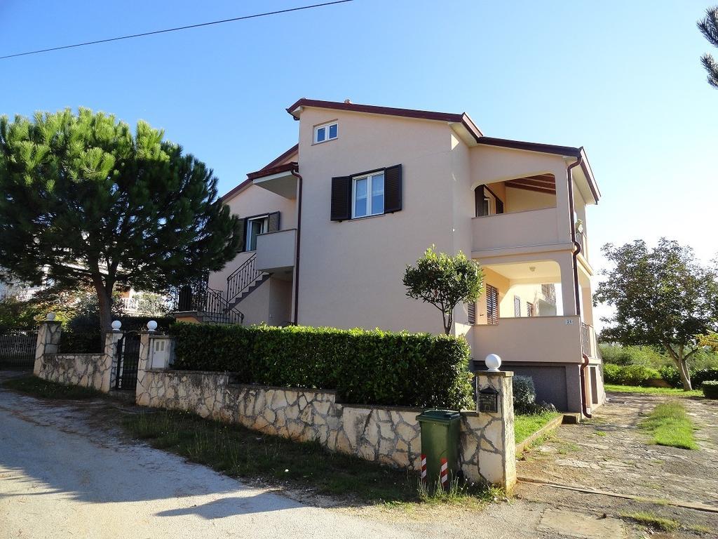 Apartment Asparagus Ровиньско село Номер фото