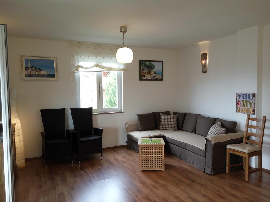 Apartment Asparagus Ровиньско село Экстерьер фото