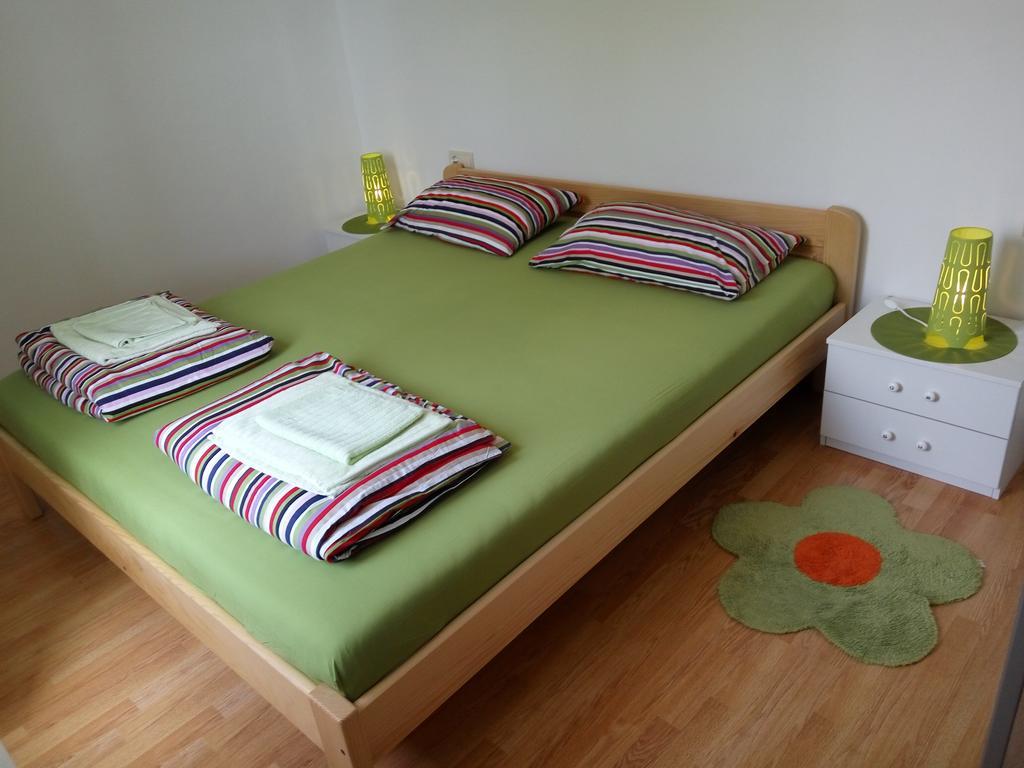 Apartment Asparagus Ровиньско село Экстерьер фото