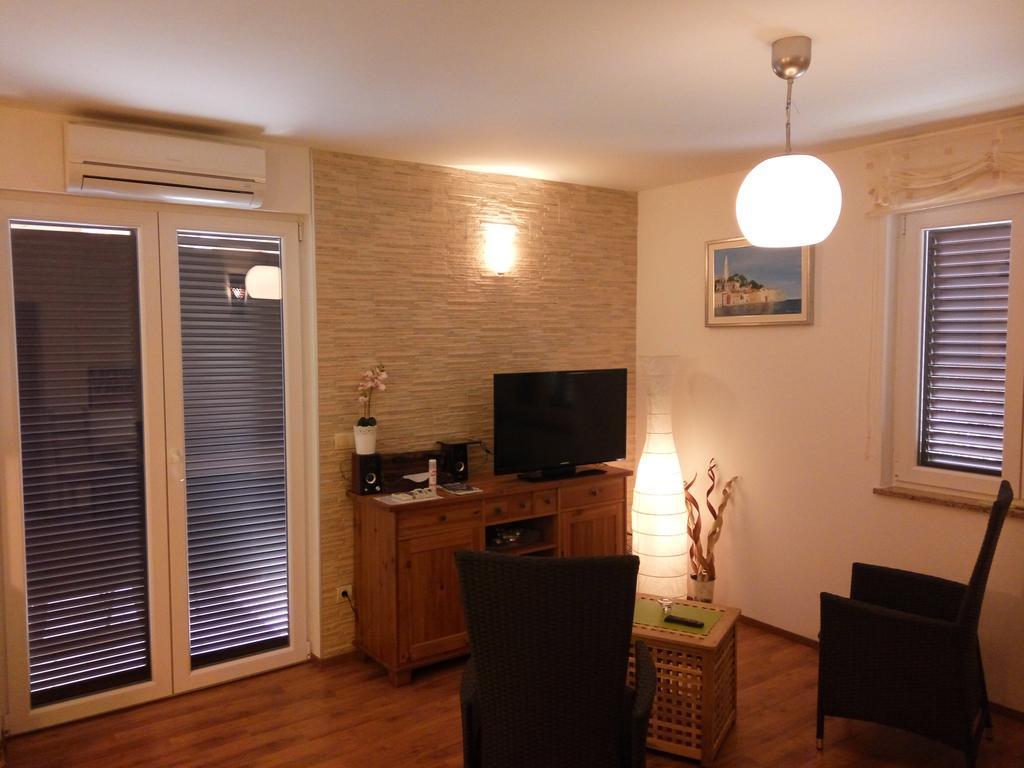 Apartment Asparagus Ровиньско село Экстерьер фото